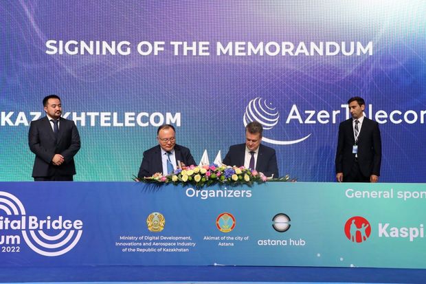 azertelecom-ve-kazakhtelecom-memorandum-imzalayib
